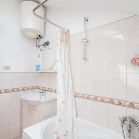 Ana & Bogdan - One Bedroom With Terrace And Sea View