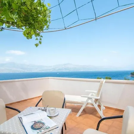 Апартаменты Ana & Bogdan - One Bedroom With Terrace And Sea View